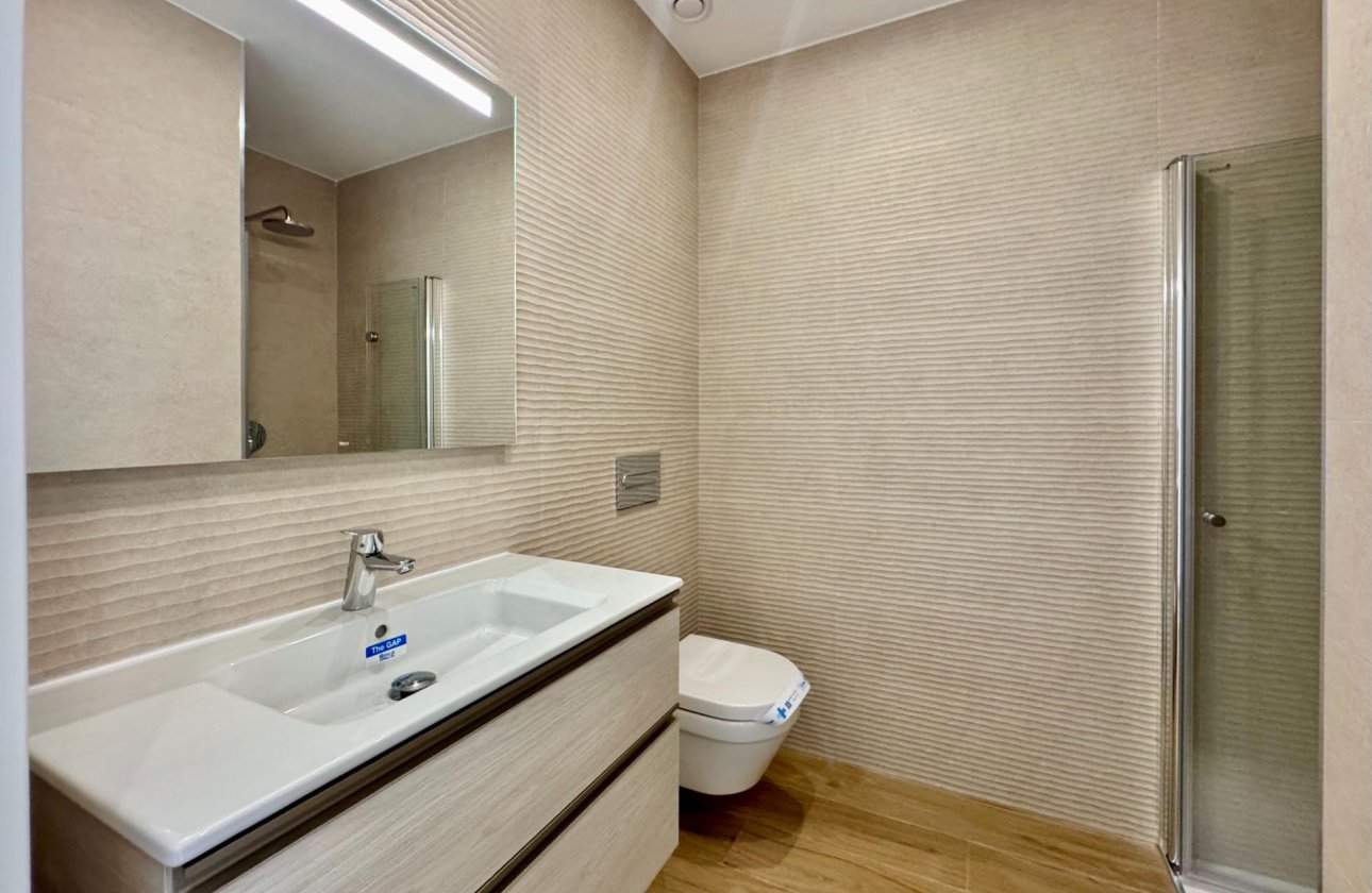 Herverkoop - Penthouse -
Torrevieja - Costa Blanca