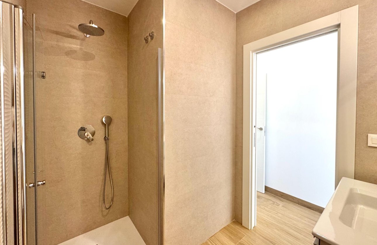 Herverkoop - Penthouse -
Torrevieja - Costa Blanca