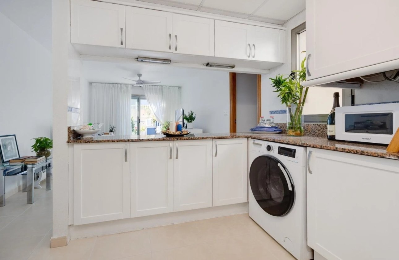 Herverkoop - Penthouse -
Torrevieja - Costa Blanca