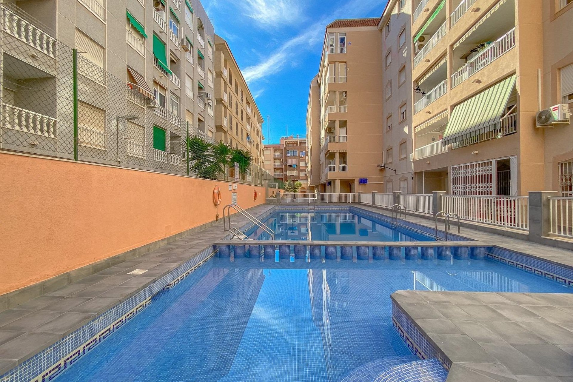 Herverkoop - Penthouse -
Torrevieja - El Acequión - Los Náufragos