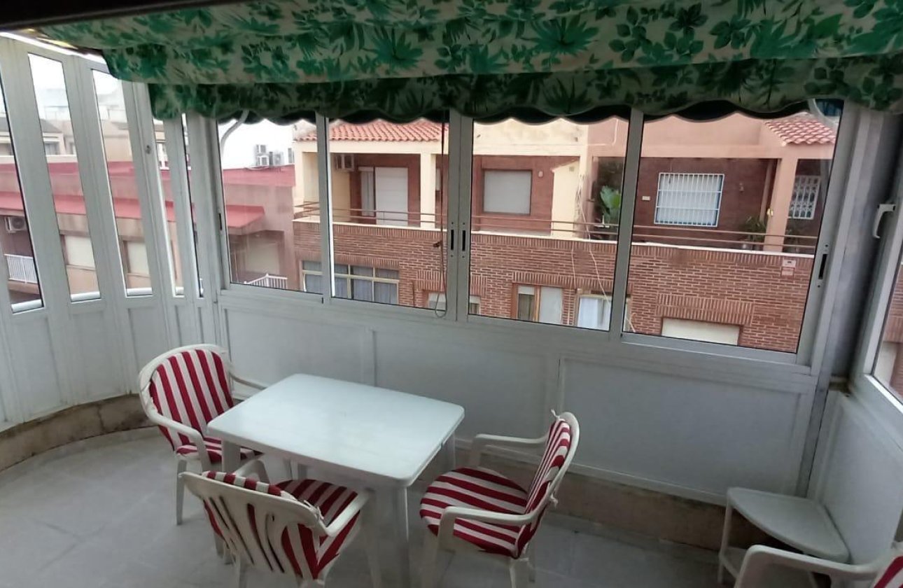 Herverkoop - Penthouse -
Torrevieja - El Acequión - Los Náufragos