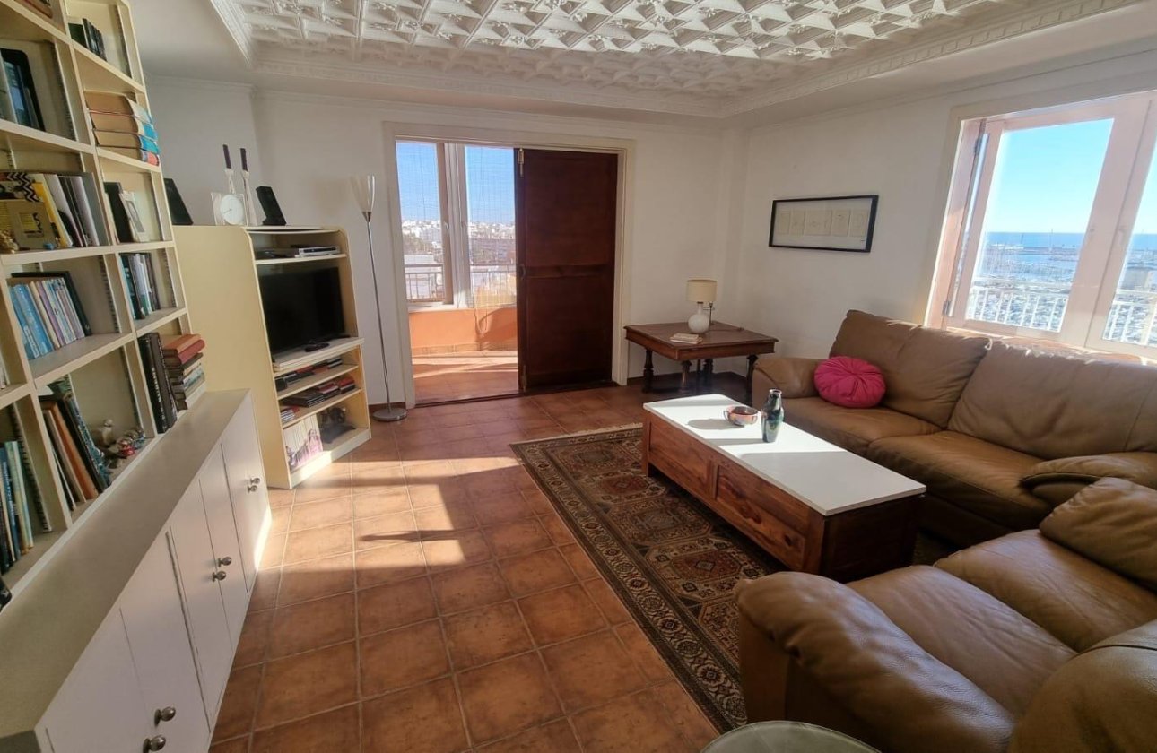 Herverkoop - Penthouse -
Torrevieja - El Acequión - Los Náufragos