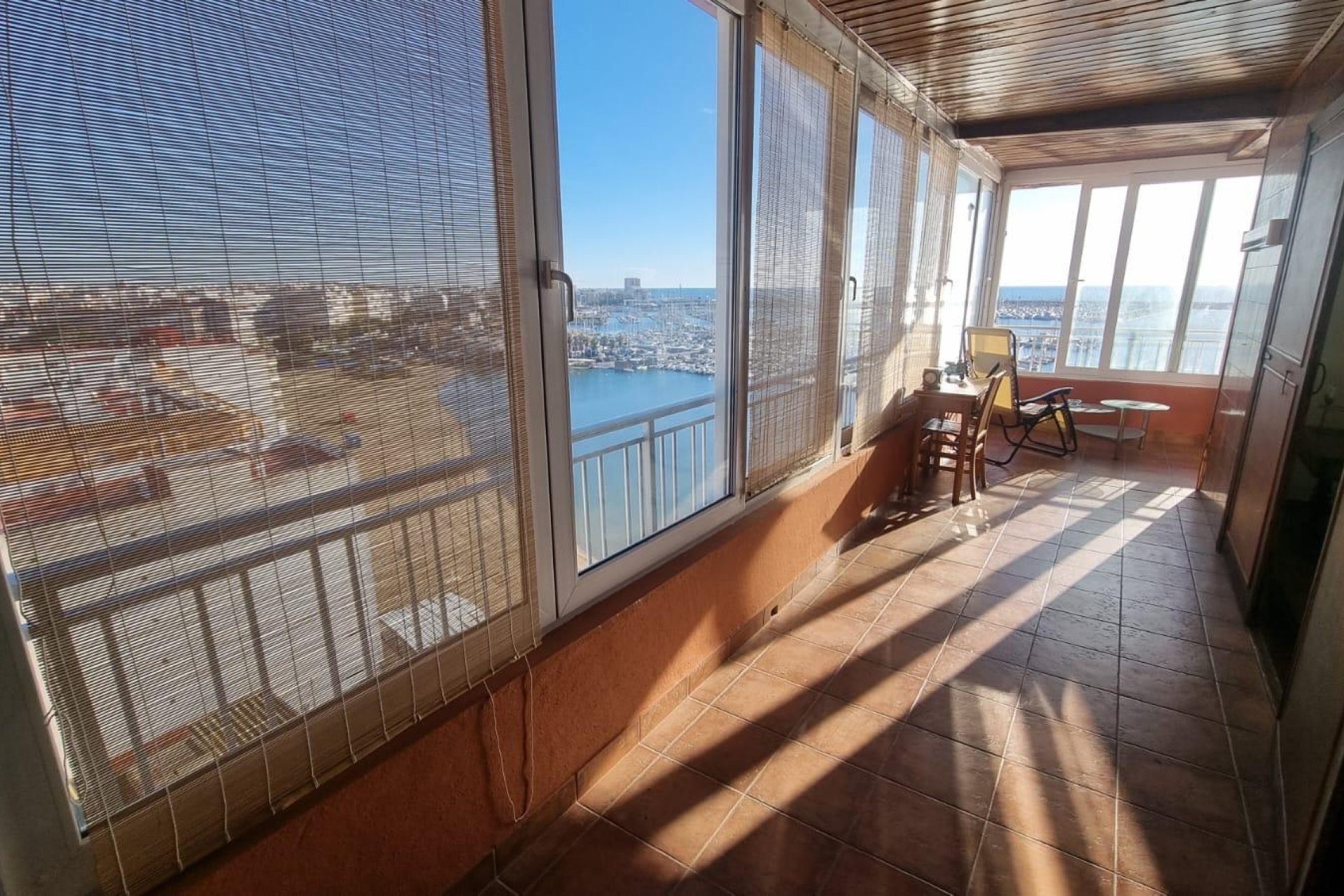 Herverkoop - Penthouse -
Torrevieja - El Acequión - Los Náufragos
