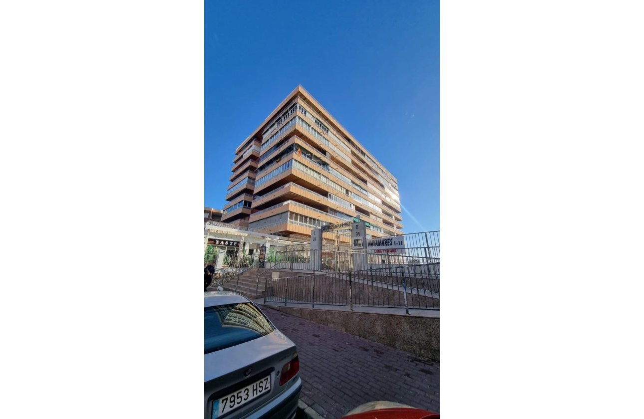 Herverkoop - Penthouse -
Torrevieja - El Acequión - Los Náufragos