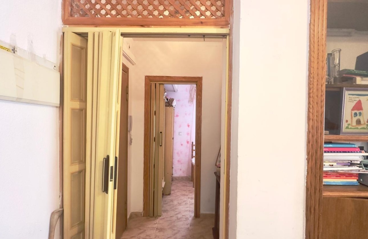 Herverkoop - Penthouse -
Torrevieja - Estacion De Autobuses