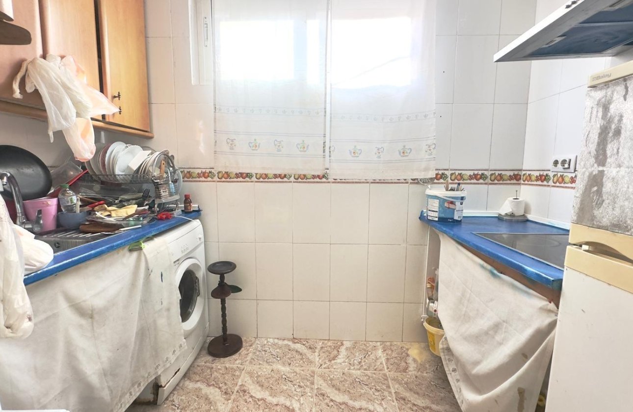 Herverkoop - Penthouse -
Torrevieja - Estacion De Autobuses