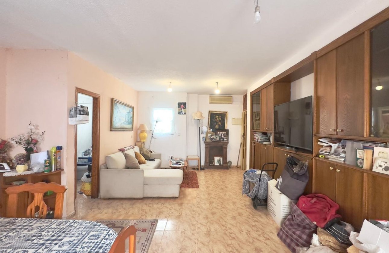Herverkoop - Penthouse -
Torrevieja - Estacion De Autobuses