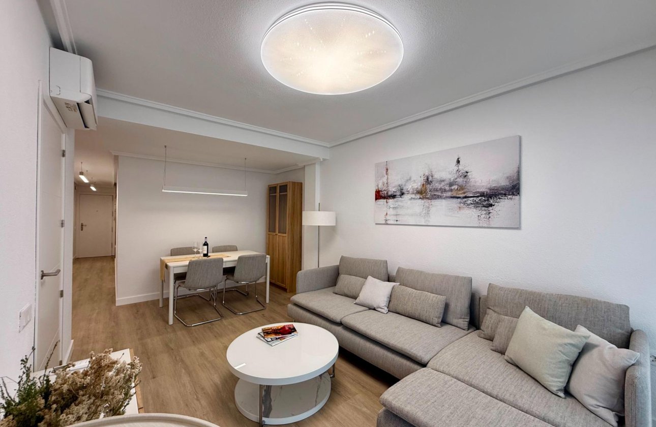 Herverkoop - Penthouse -
Torrevieja - Habaneras