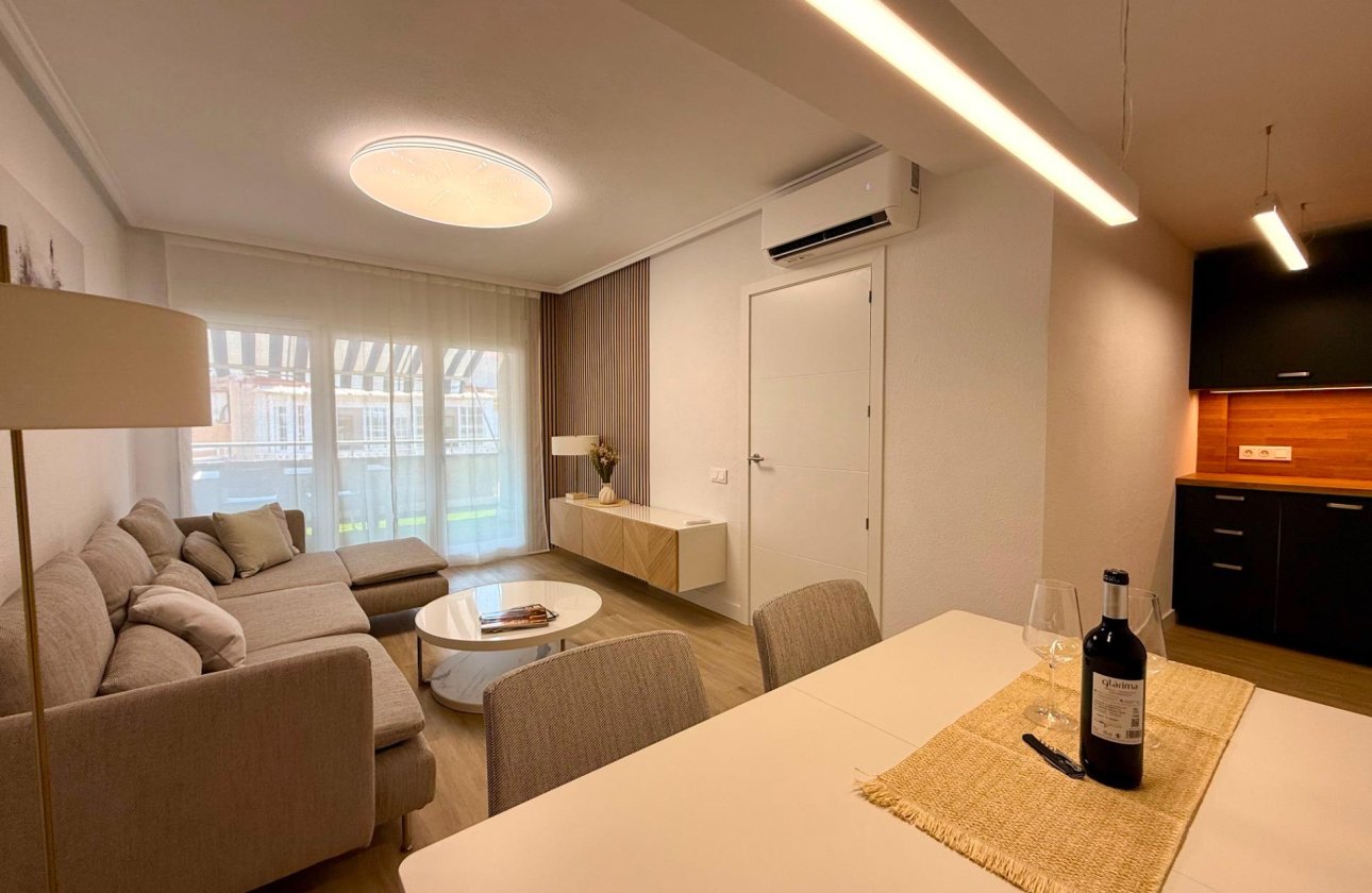 Herverkoop - Penthouse -
Torrevieja - Habaneras