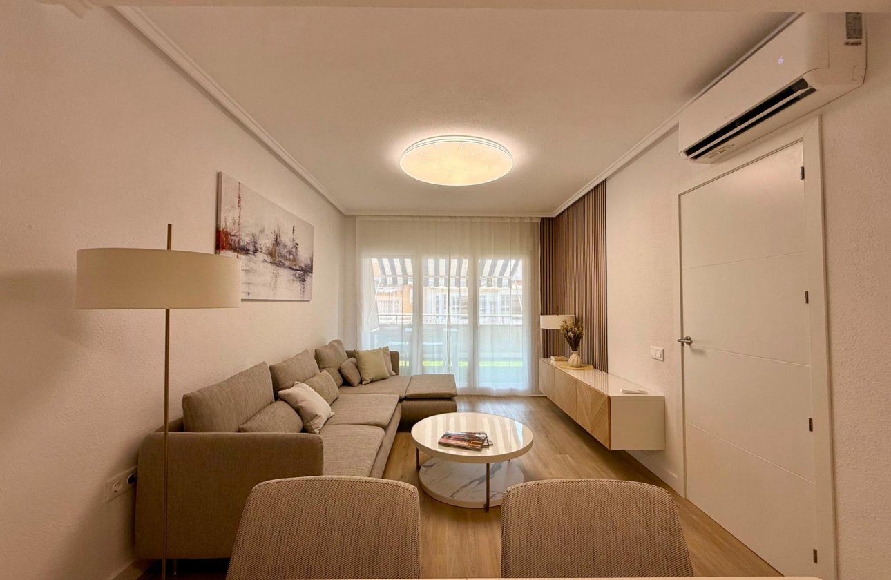 Herverkoop - Penthouse -
Torrevieja - Habaneras