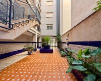 Herverkoop - Penthouse -
Torrevieja - Habaneras