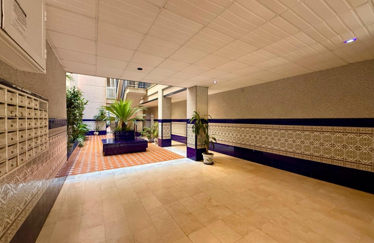 Herverkoop - Penthouse -
Torrevieja - Habaneras