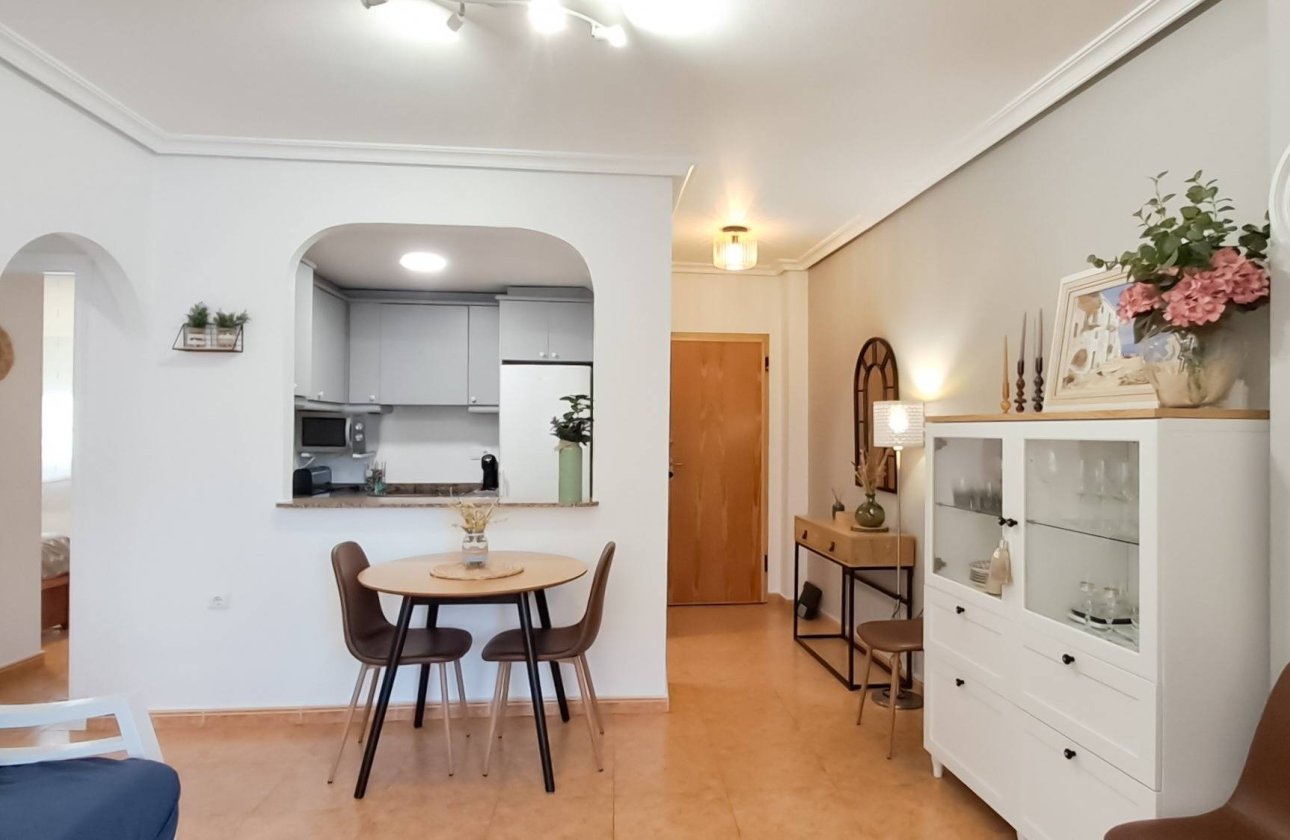 Herverkoop - Penthouse -
Torrevieja - La Mata