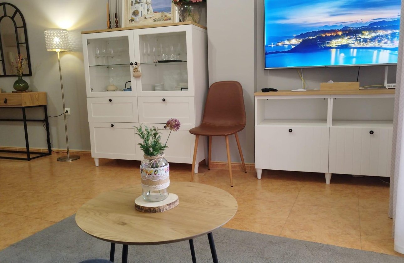 Herverkoop - Penthouse -
Torrevieja - La Mata