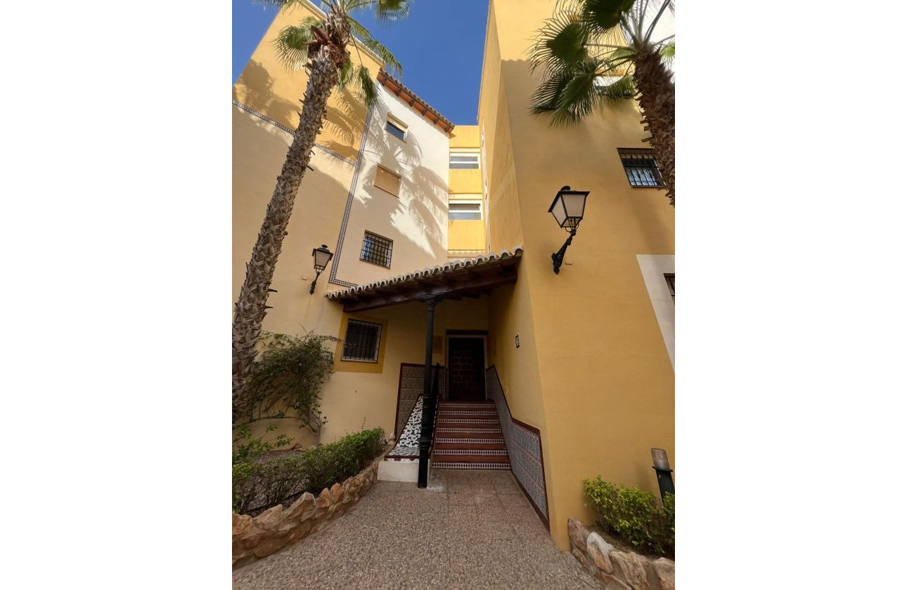 Herverkoop - Penthouse -
Torrevieja - Los Frutales