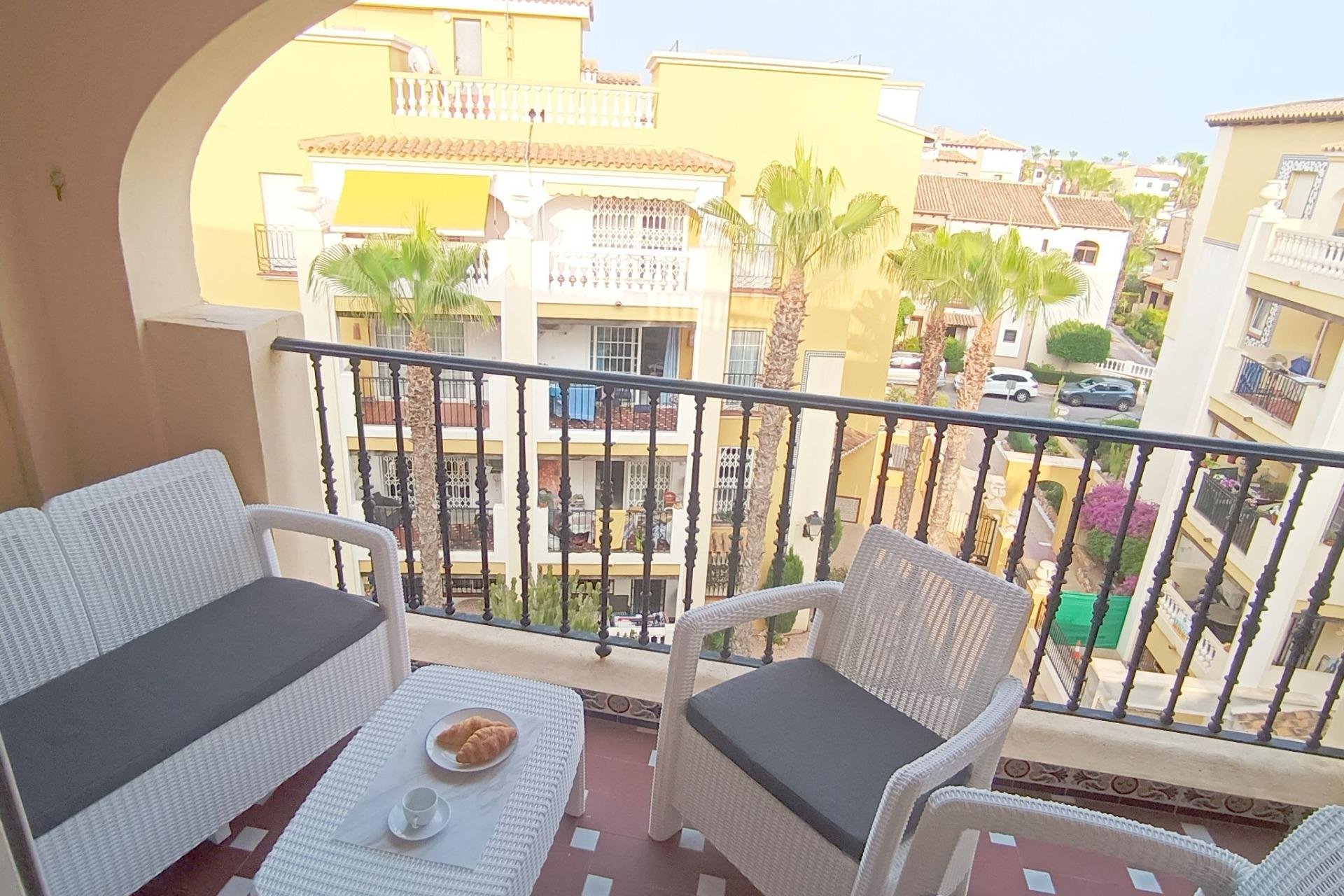 Herverkoop - Penthouse -
Torrevieja - Los Frutales