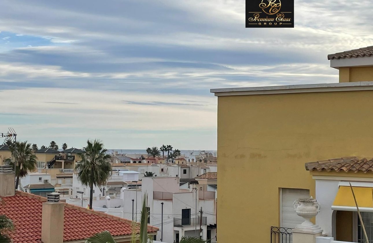 Herverkoop - Penthouse -
Torrevieja - Los Frutales