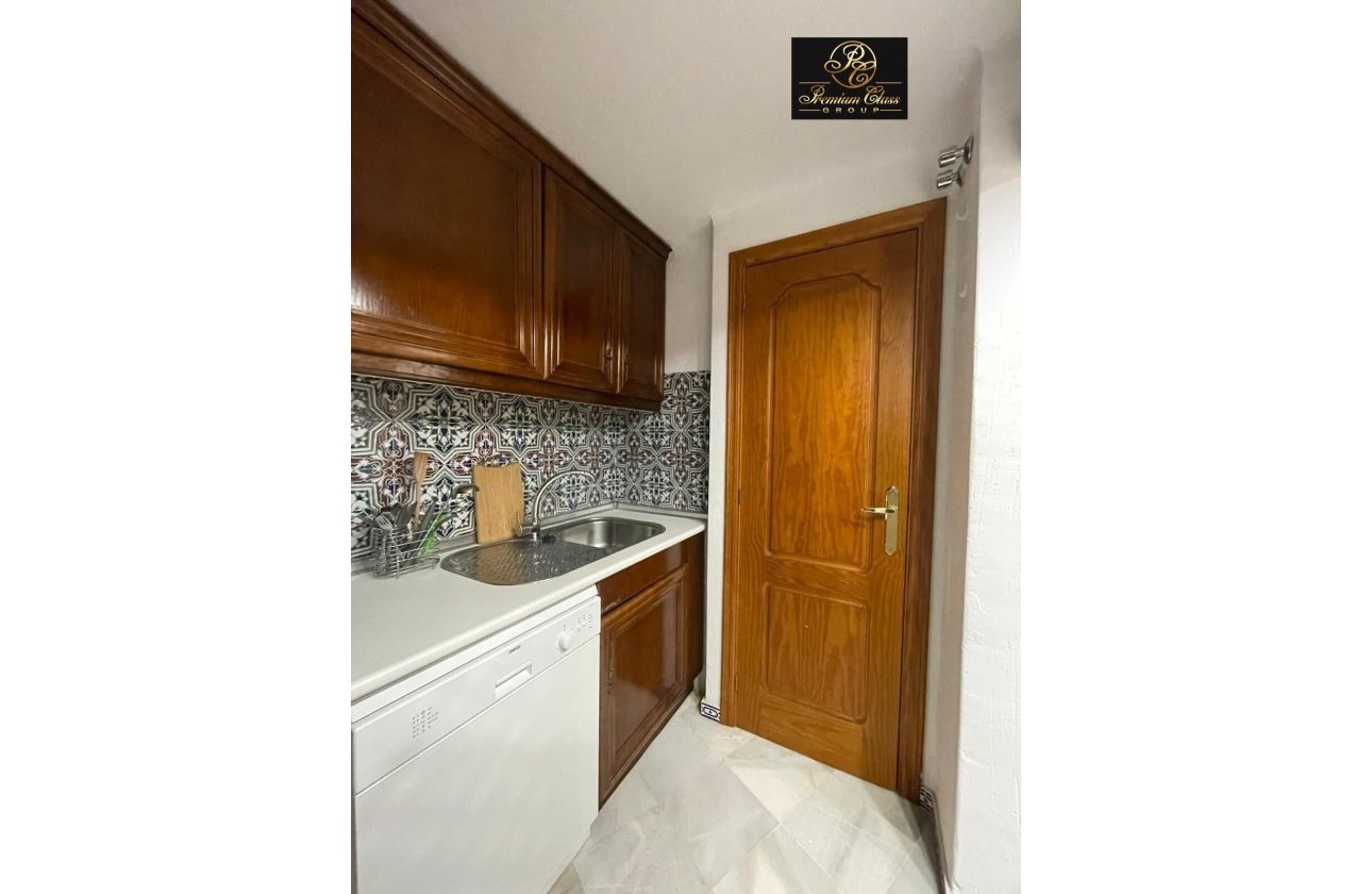 Herverkoop - Penthouse -
Torrevieja - Los Frutales