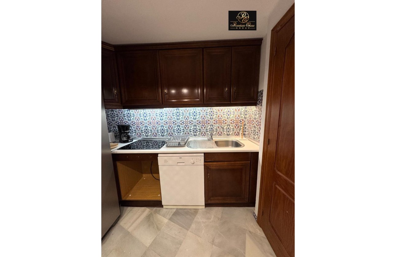 Herverkoop - Penthouse -
Torrevieja - Los Frutales