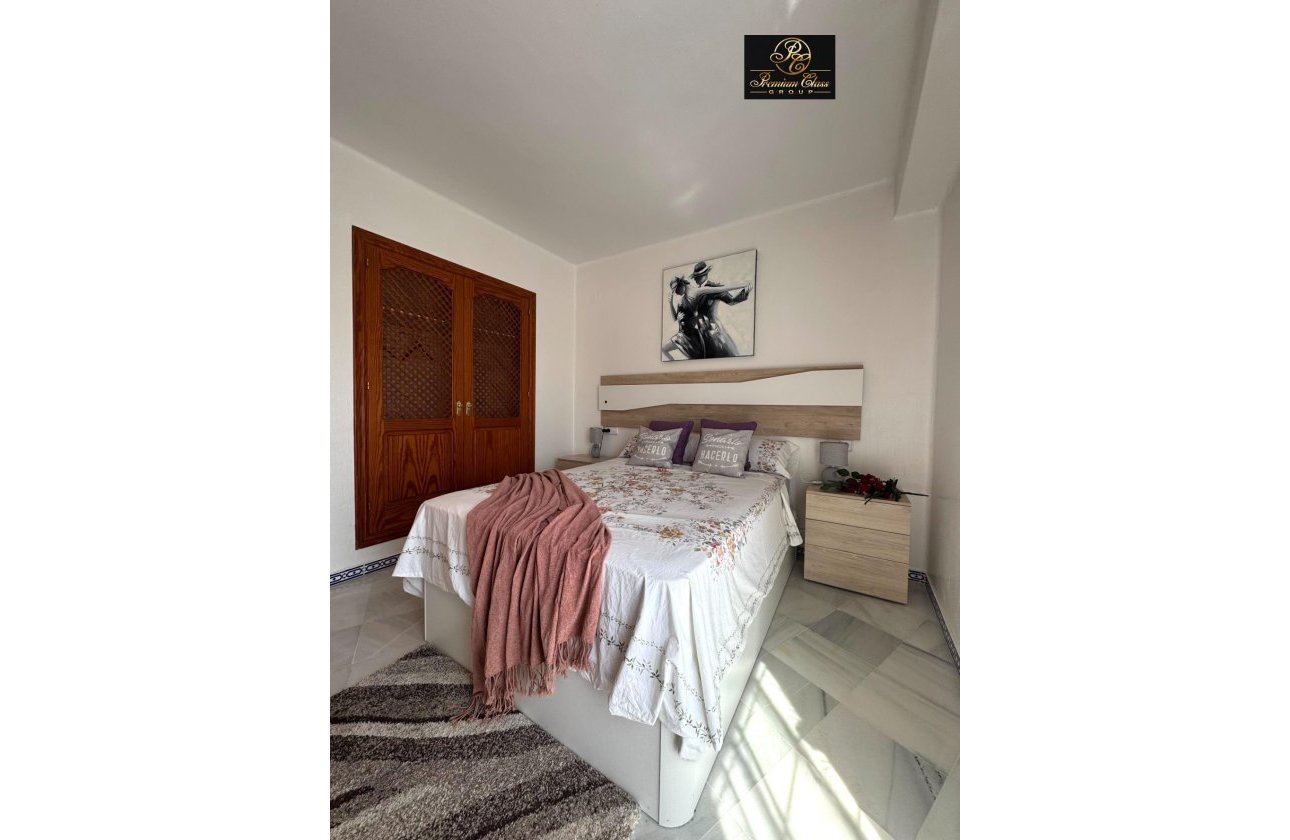 Herverkoop - Penthouse -
Torrevieja - Los Frutales