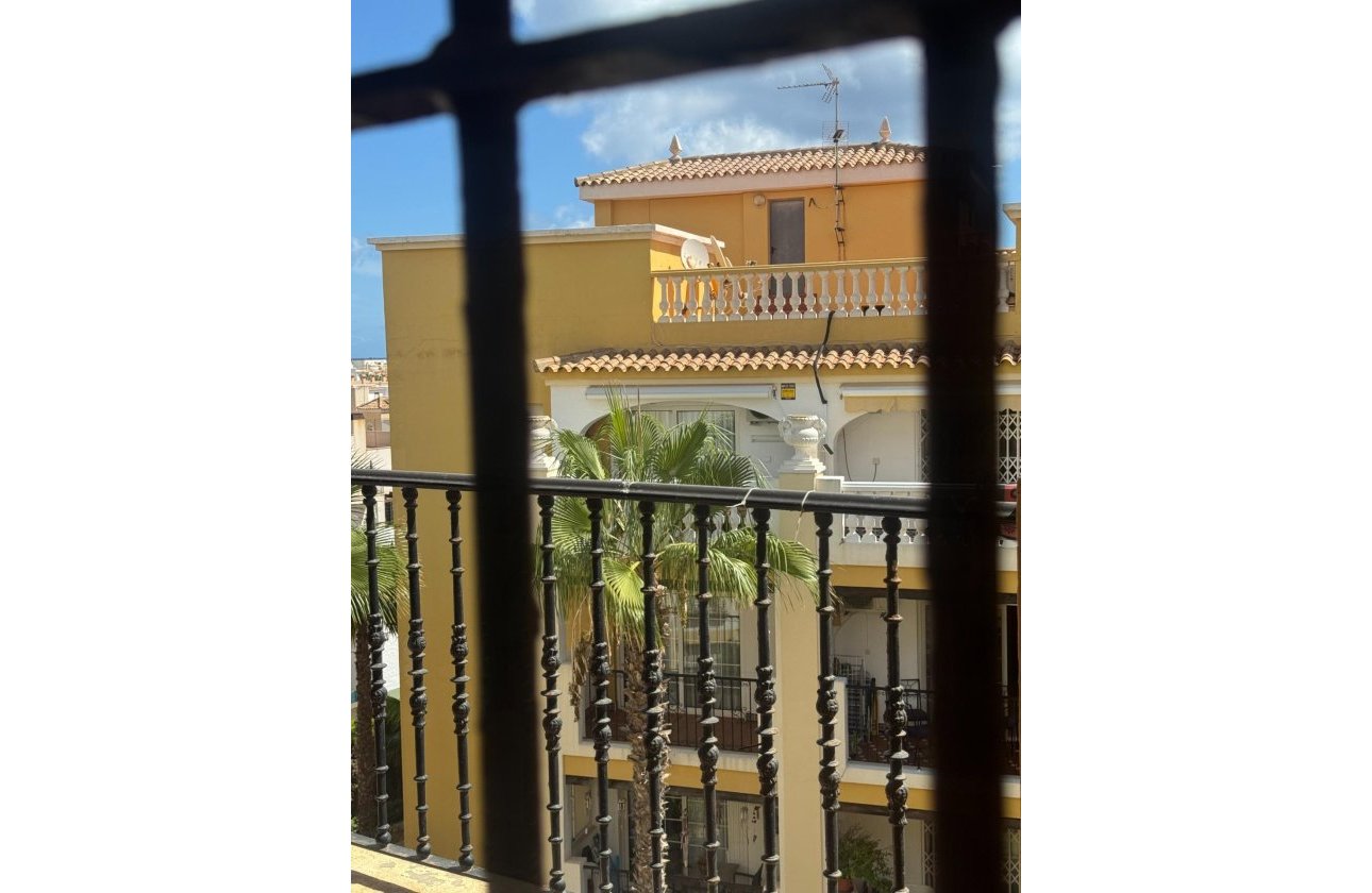 Herverkoop - Penthouse -
Torrevieja - Los Frutales