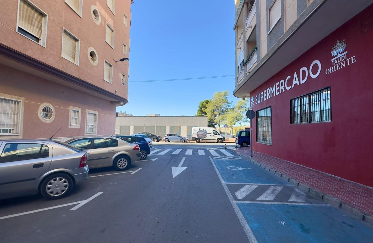 Herverkoop - Penthouse -
Torrevieja - PARQUE DE LAS NACIONES