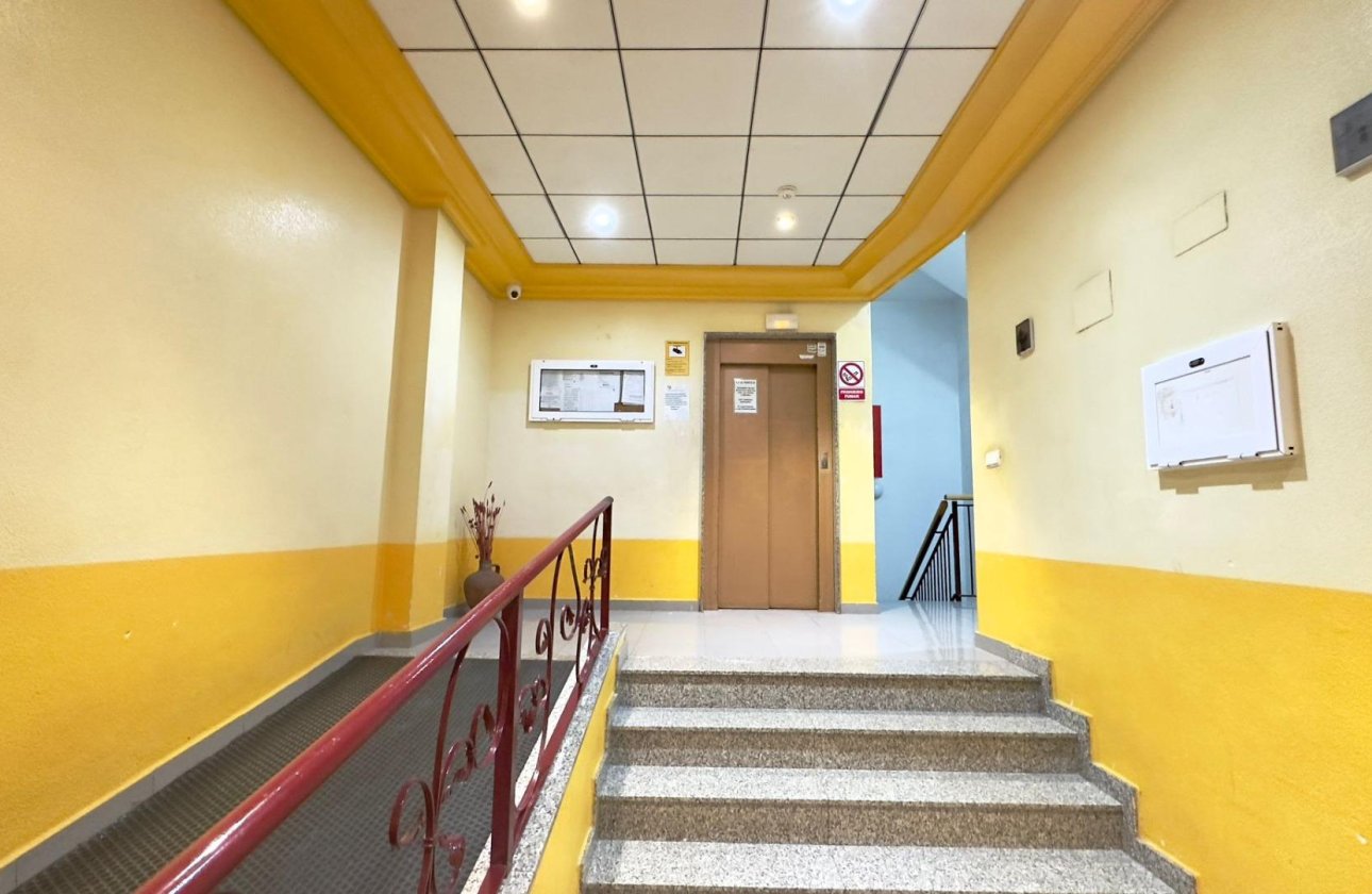 Herverkoop - Penthouse -
Torrevieja - PARQUE DE LAS NACIONES