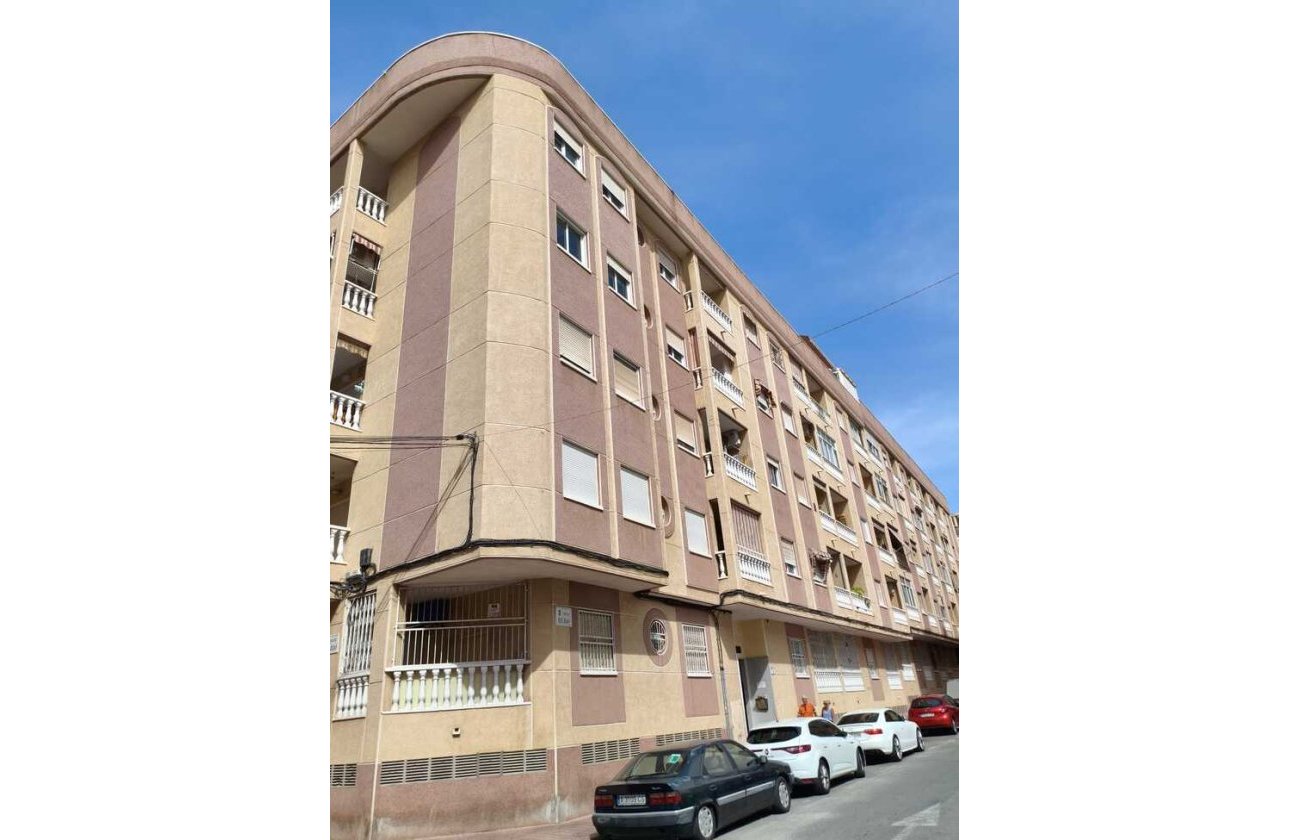 Herverkoop - Penthouse -
Torrevieja - PARQUE DE LAS NACIONES