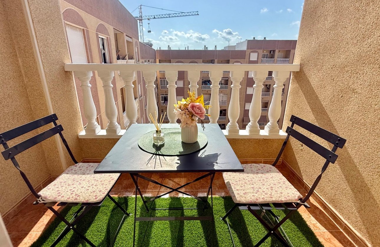 Herverkoop - Penthouse -
Torrevieja - PARQUE DE LAS NACIONES