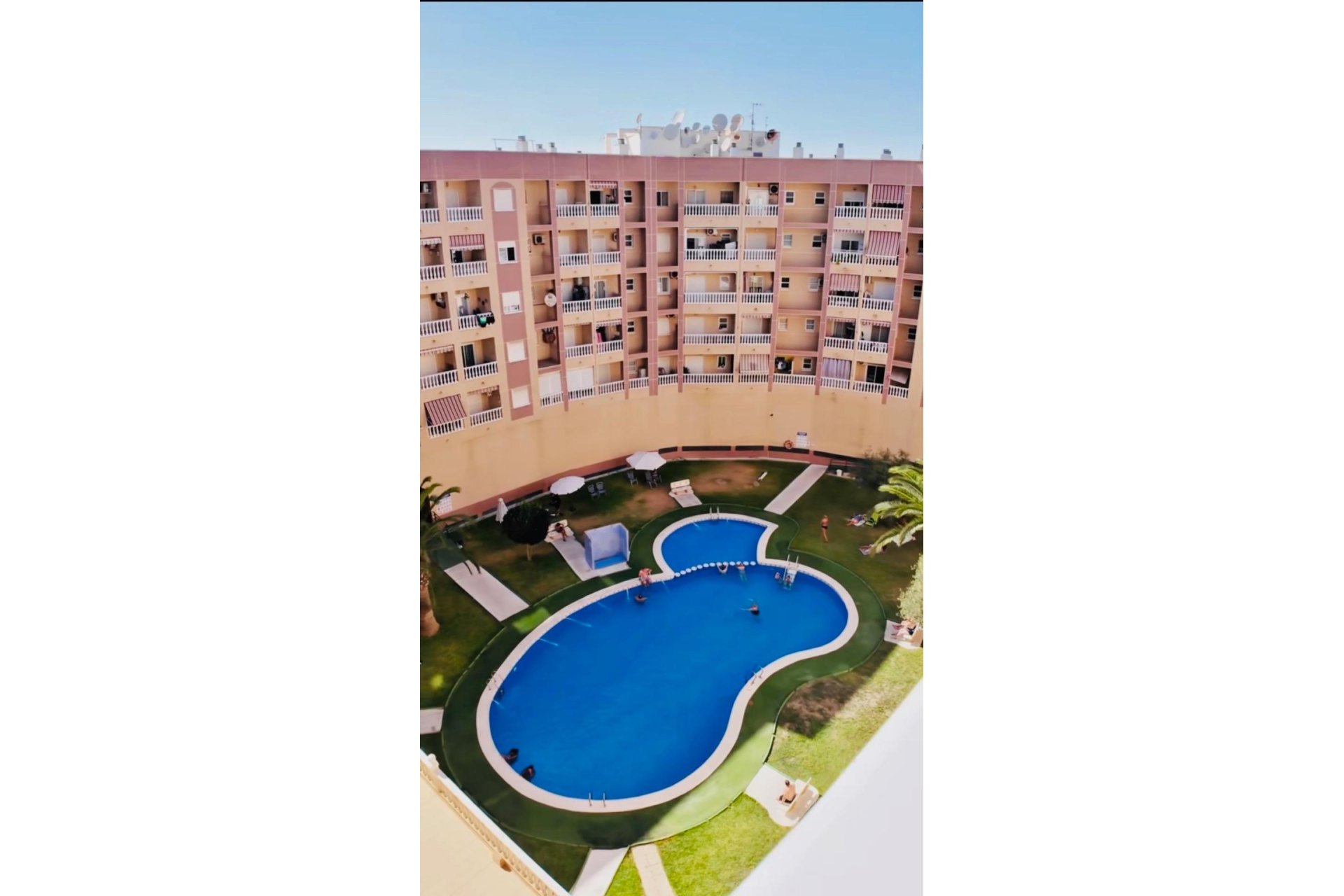Herverkoop - Penthouse -
Torrevieja - PARQUE DE LAS NACIONES