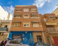 Herverkoop - Penthouse -
Torrevieja - Paseo Maritimo