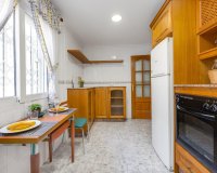 Herverkoop - Penthouse -
Torrevieja - Paseo Maritimo