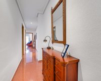 Herverkoop - Penthouse -
Torrevieja - Paseo Maritimo