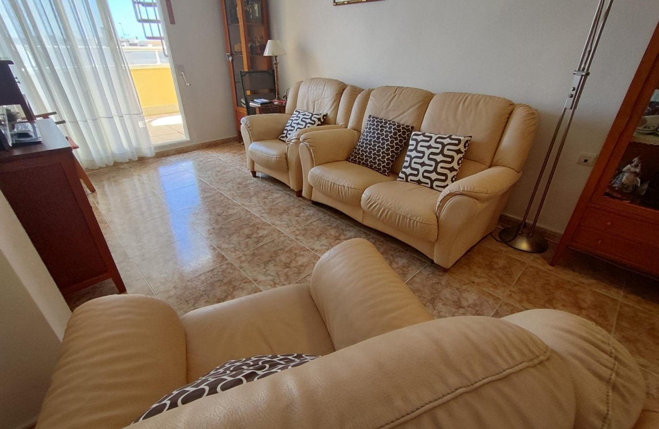 Herverkoop - Penthouse -
Torrevieja - Paseo Maritimo