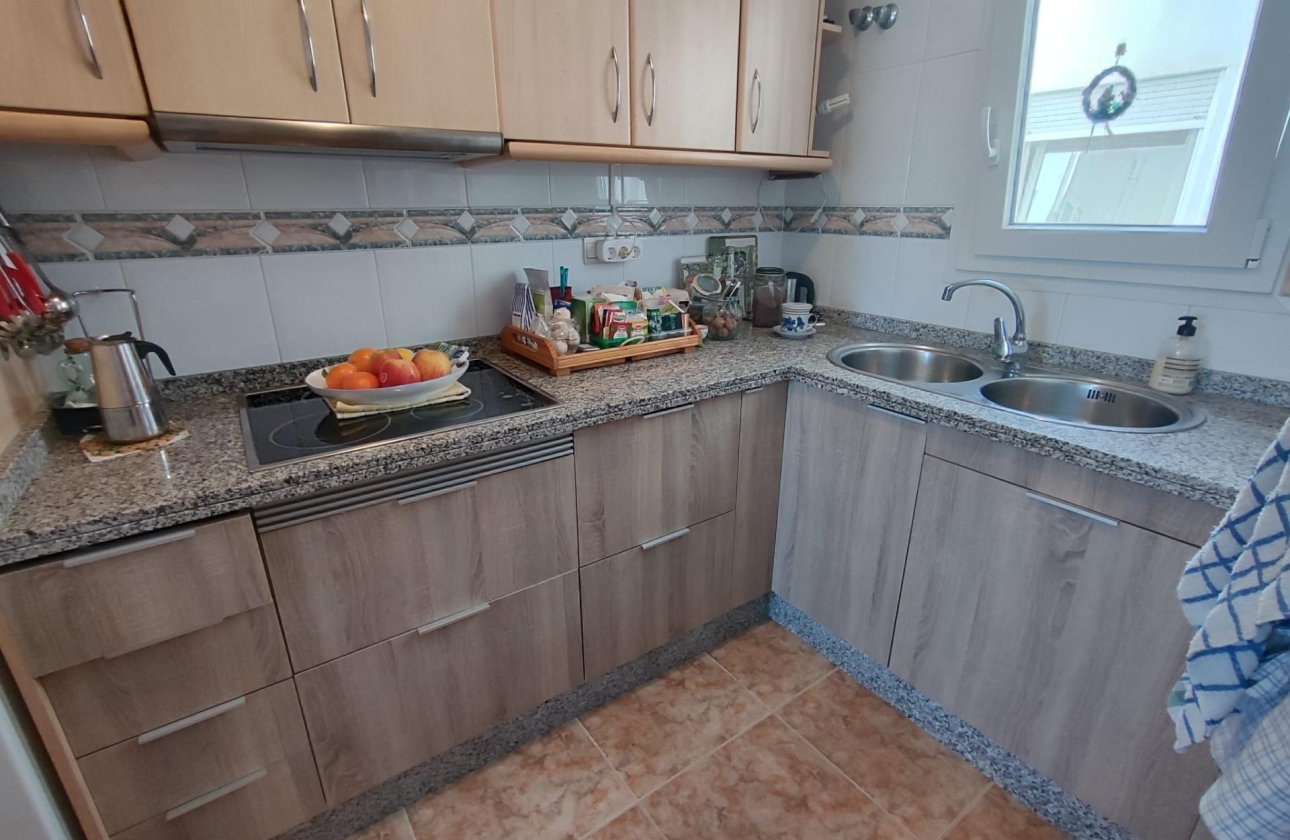 Herverkoop - Penthouse -
Torrevieja - Paseo Maritimo