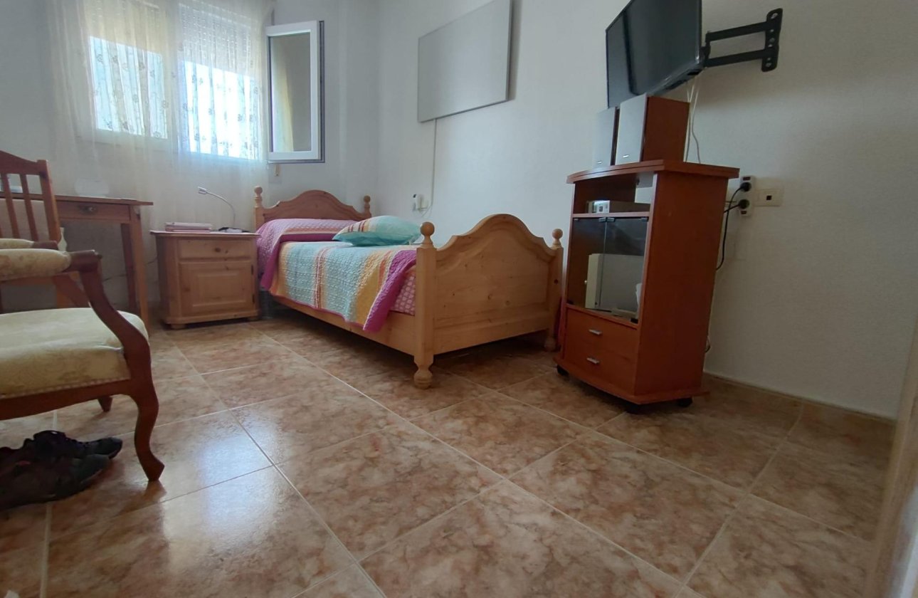 Herverkoop - Penthouse -
Torrevieja - Paseo Maritimo