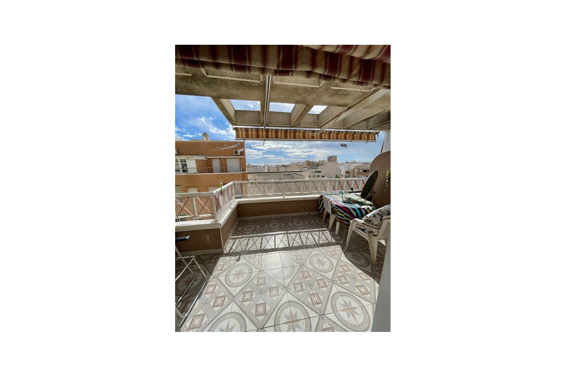 Herverkoop - Penthouse -
Torrevieja - Playa de cura