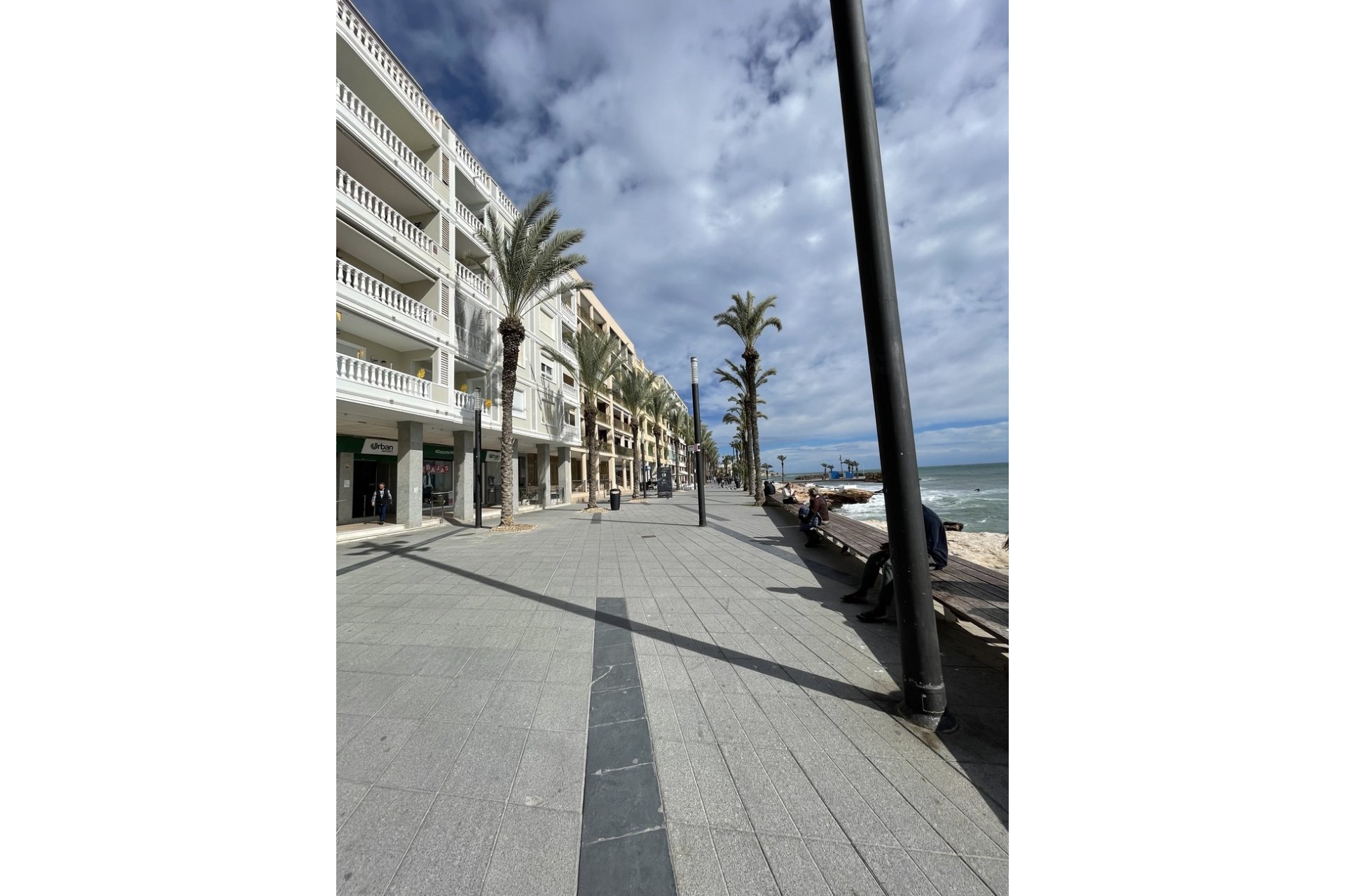 Herverkoop - Penthouse -
Torrevieja - Playa de cura