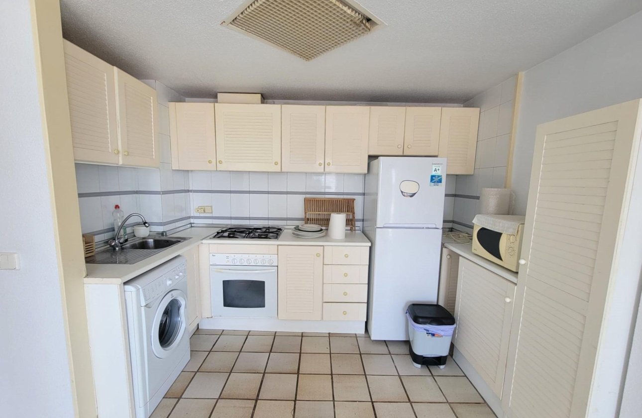 Herverkoop - Penthouse -
Torrevieja - Playa De La Mata