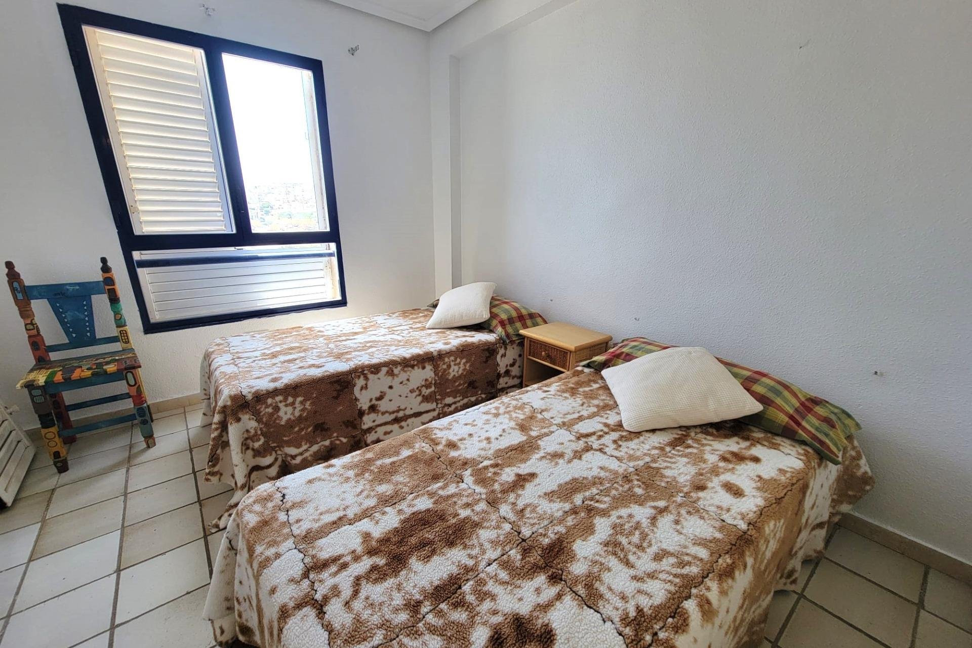 Herverkoop - Penthouse -
Torrevieja - Playa De La Mata