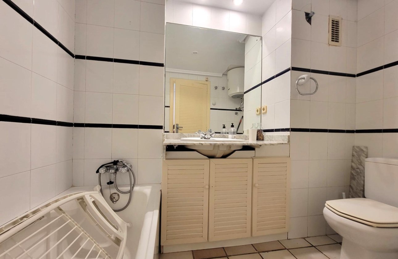 Herverkoop - Penthouse -
Torrevieja - Playa De La Mata