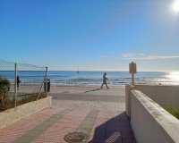 Herverkoop - Penthouse -
Torrevieja - Playa De La Mata