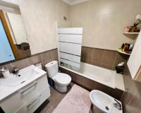 Herverkoop - Penthouse -
Torrevieja - Playa de los Locos