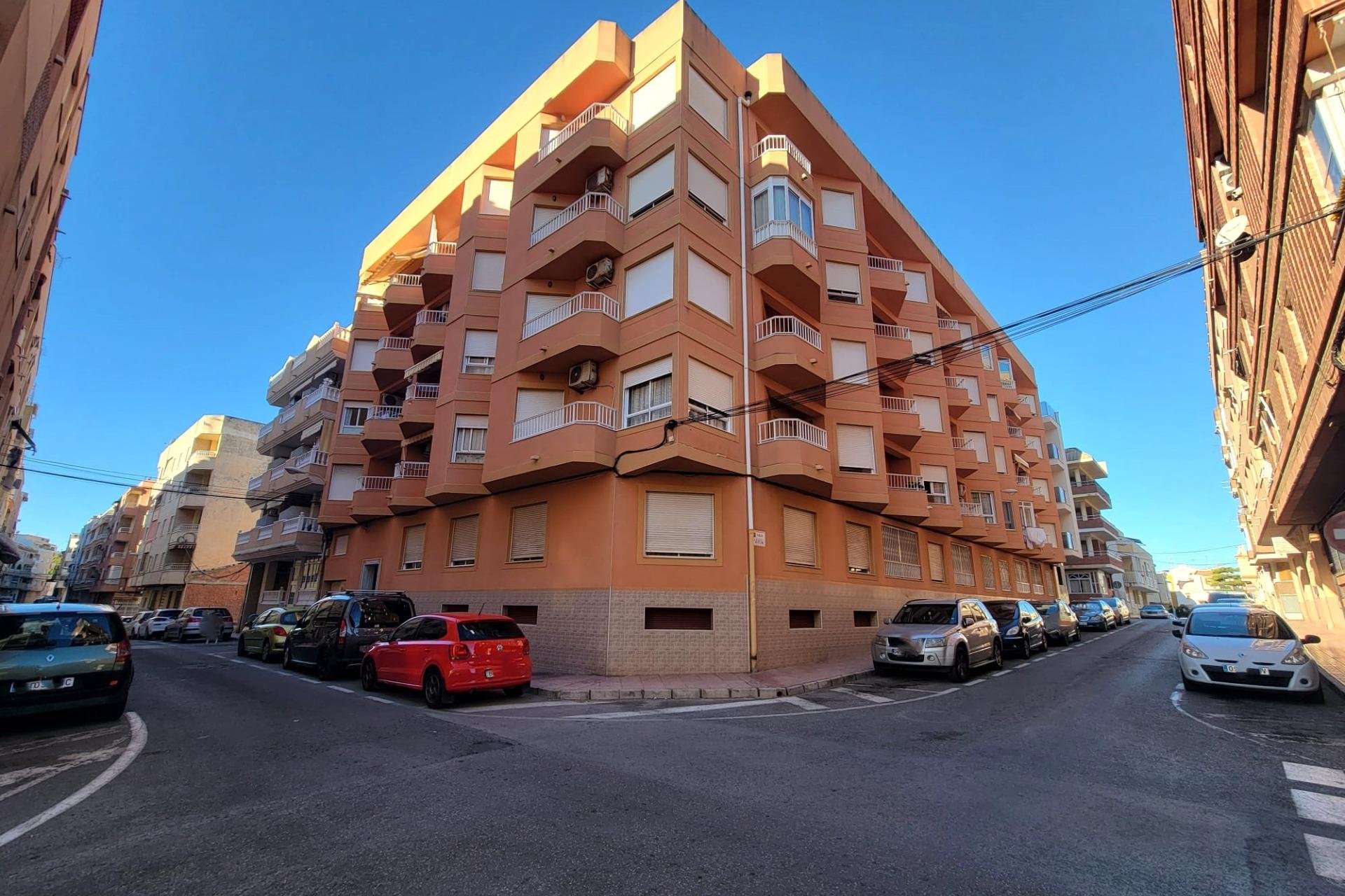 Herverkoop - Penthouse -
Torrevieja - Playa de los Locos
