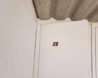 Herverkoop - Penthouse -
Torrevieja - Playa de los Locos