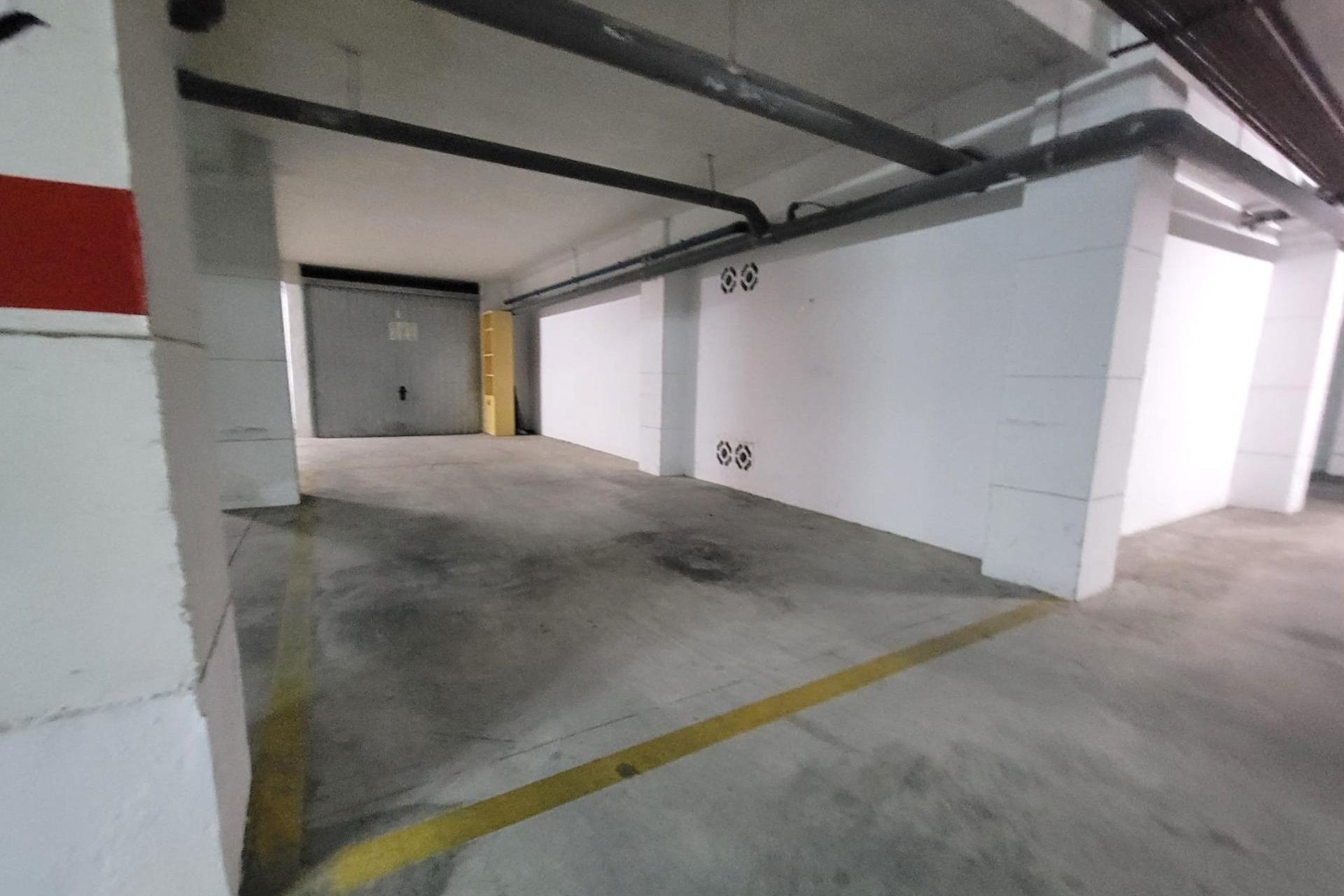 Herverkoop - Penthouse -
Torrevieja - Playa de los Locos