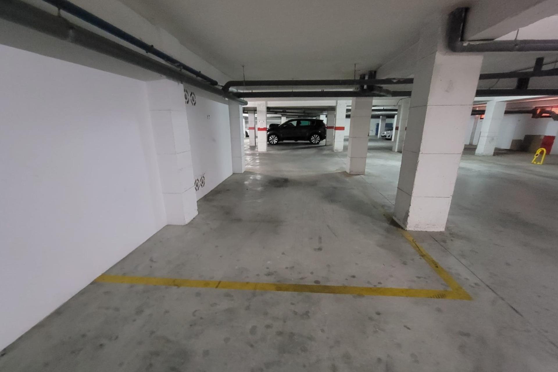 Herverkoop - Penthouse -
Torrevieja - Playa de los Locos