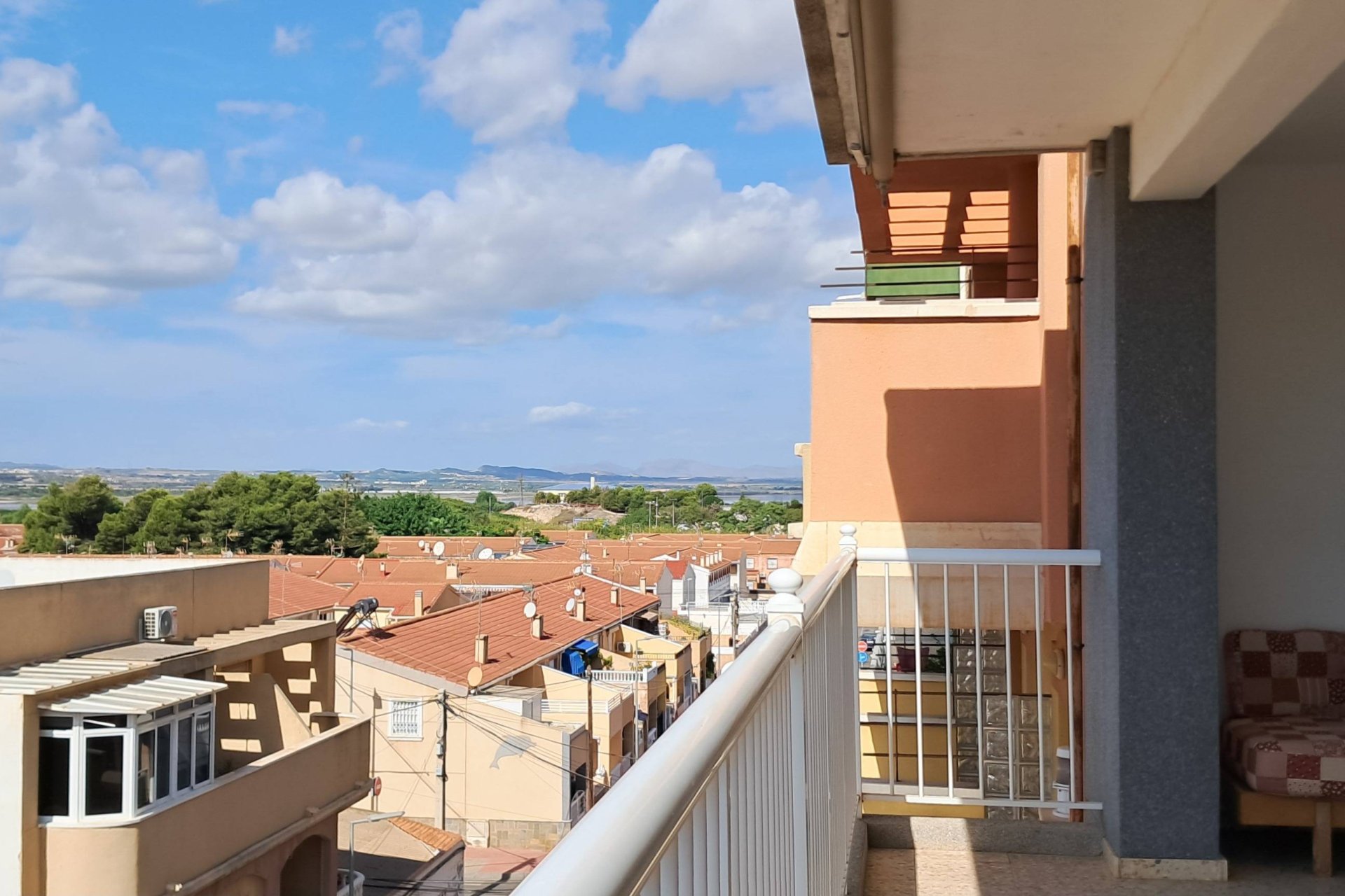 Herverkoop - Penthouse -
Torrevieja - Playa De Los Naufragos