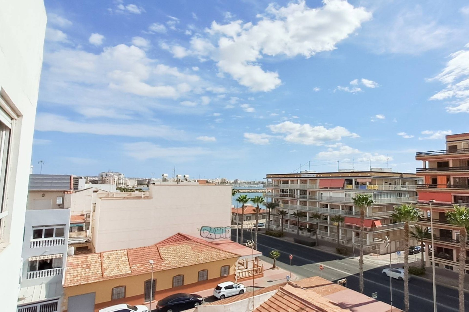 Herverkoop - Penthouse -
Torrevieja - Playa De Los Naufragos