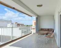 Herverkoop - Penthouse -
Torrevieja - Playa De Los Naufragos